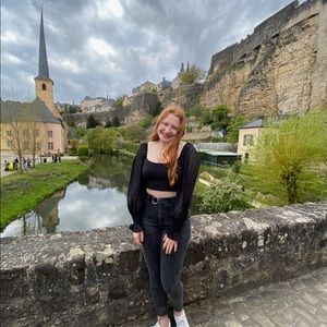 Meet your Posher, Madeline